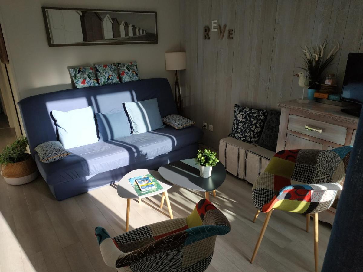 Charmant Appartement A 350M De La Plage Et Du Port Fréjus Εξωτερικό φωτογραφία