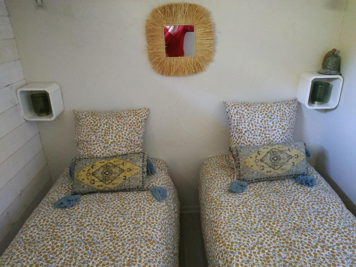 Charmant Appartement A 350M De La Plage Et Du Port Fréjus Εξωτερικό φωτογραφία